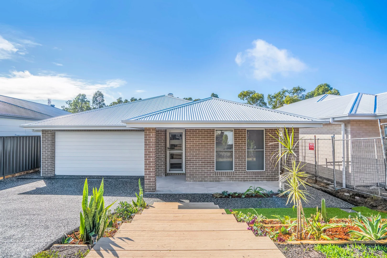 37 Outrigger Dr, Teralba NSW 2284