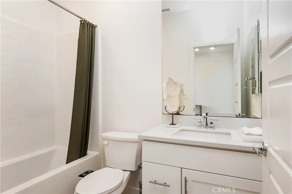 Additional image 52 of 1065 Sage Ln, Gardena, CA 90247