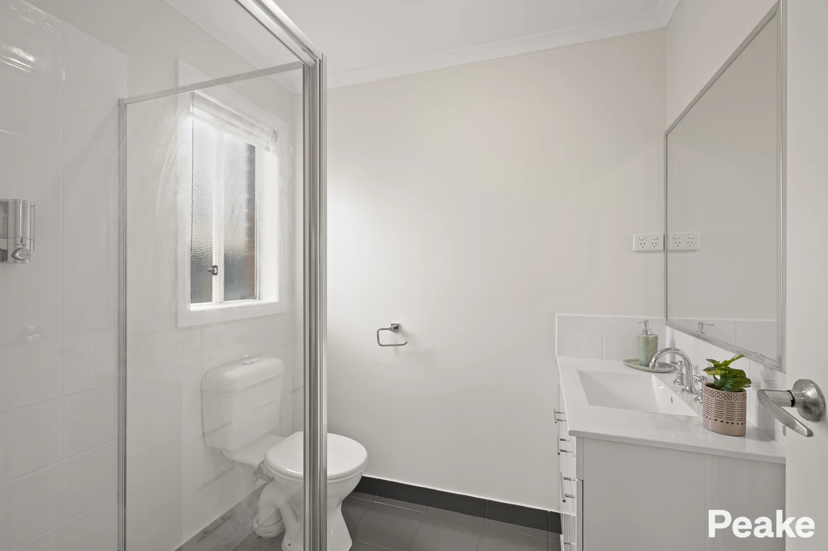 Additional image 16 of 2 Petrel Place, Berwick VIC 3806