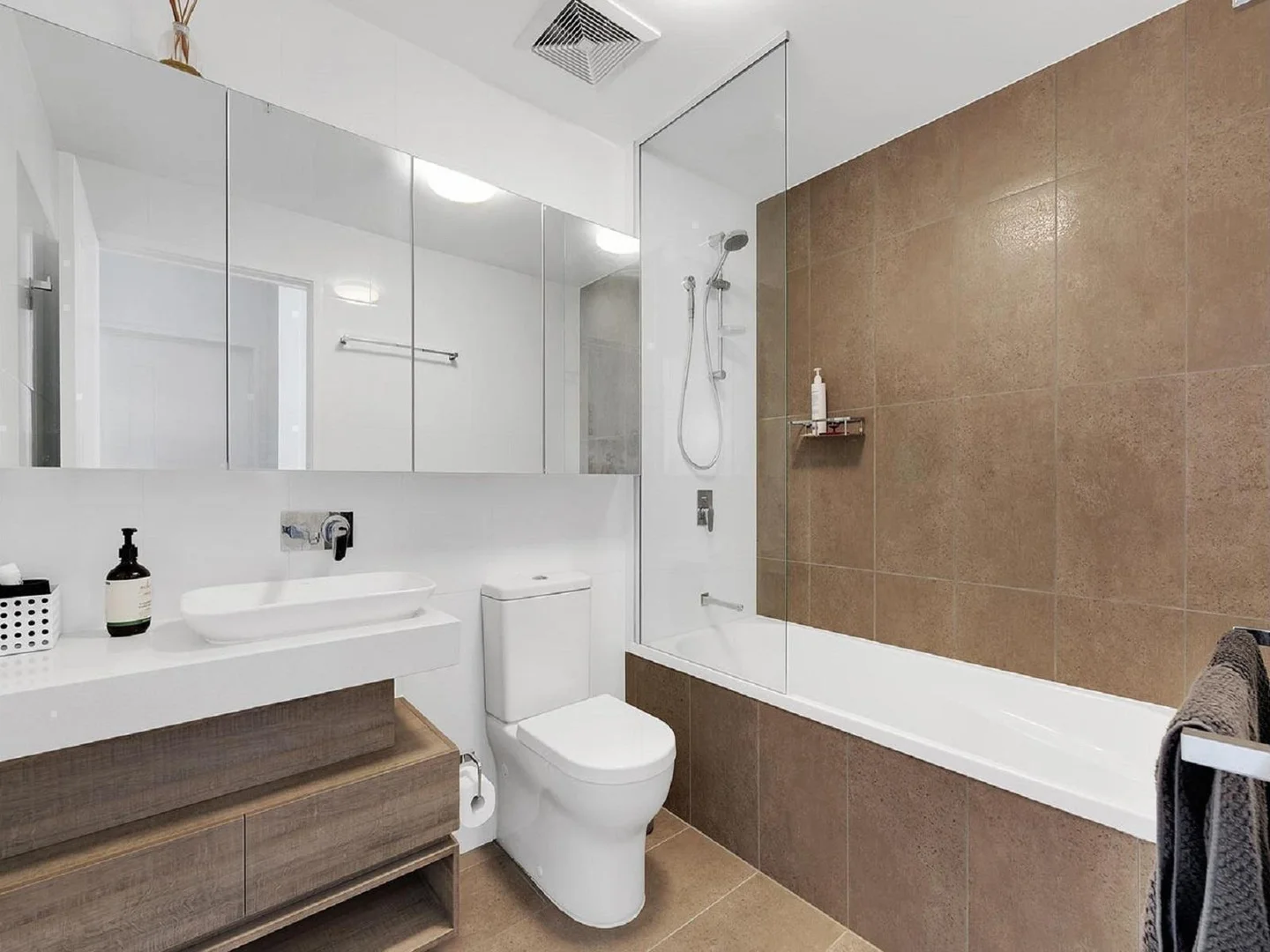 Additional image 10 of 11103/16 Edmondstone Street, South Brisbane QLD 4101