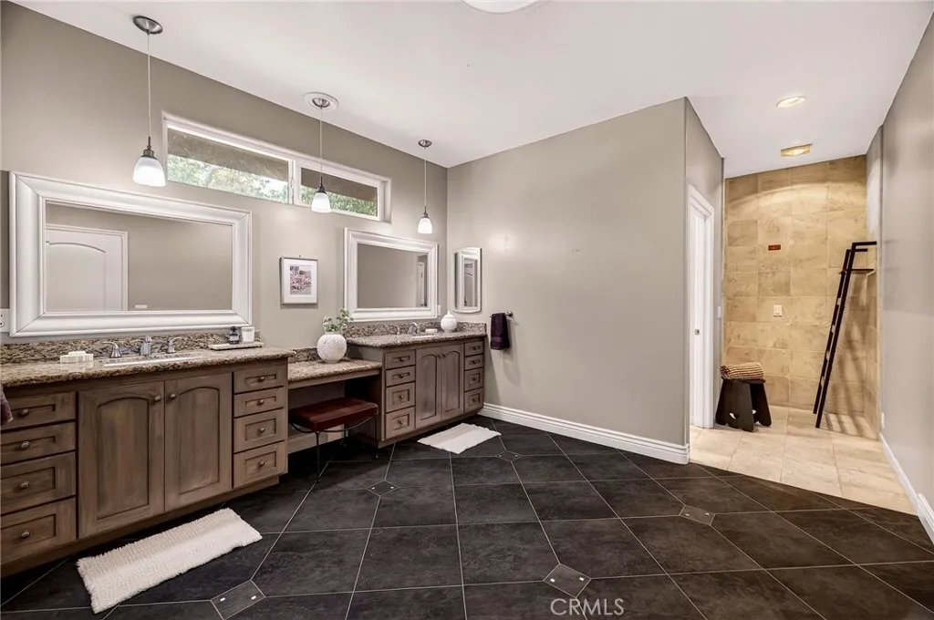 Additional image 41 of 14944 Woodland Park Dr, Forest Ranch, CA 95942