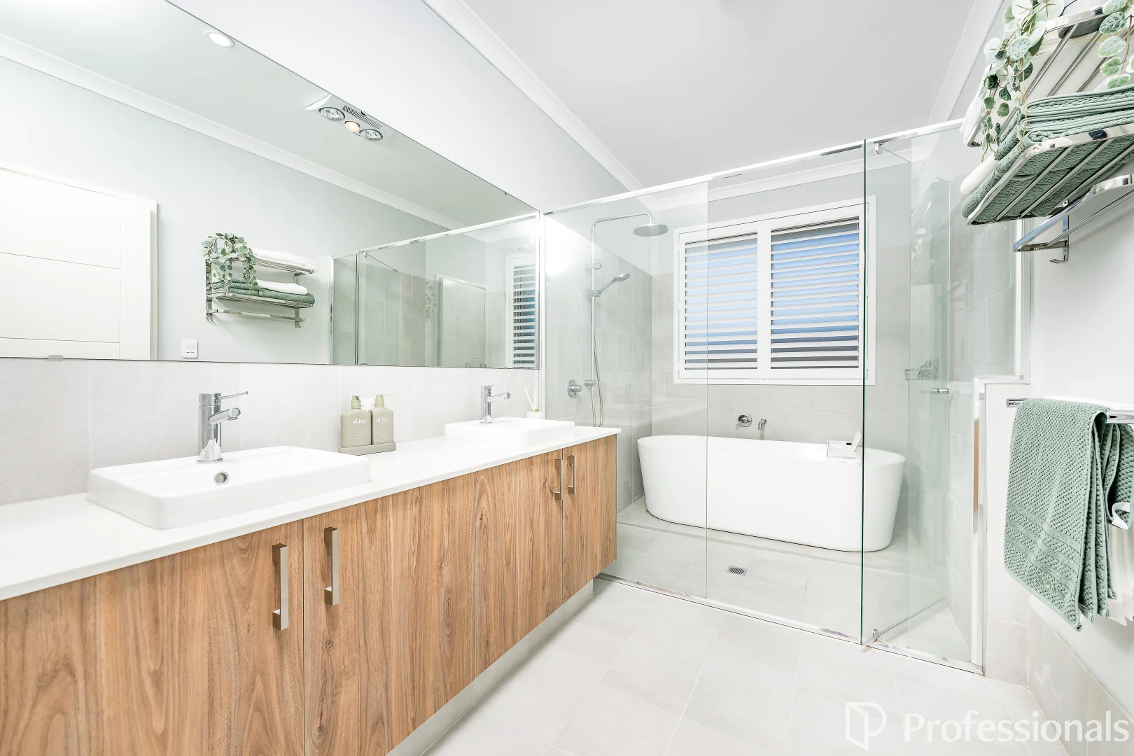 Additional image 8 of 57 Casina Way, Jindalee WA 6036