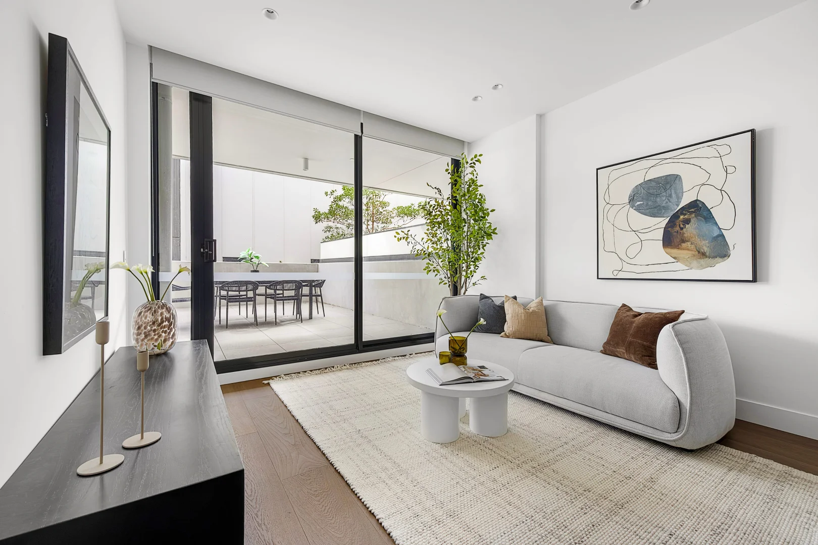 109/451 Hampton Street, Hampton VIC 3188 photo 2