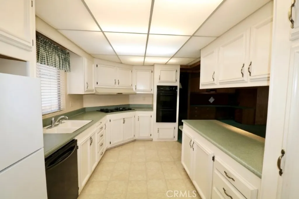 Additional image 35 of 1351 Silver Lake Place Unit 92, Brea, CA 92821