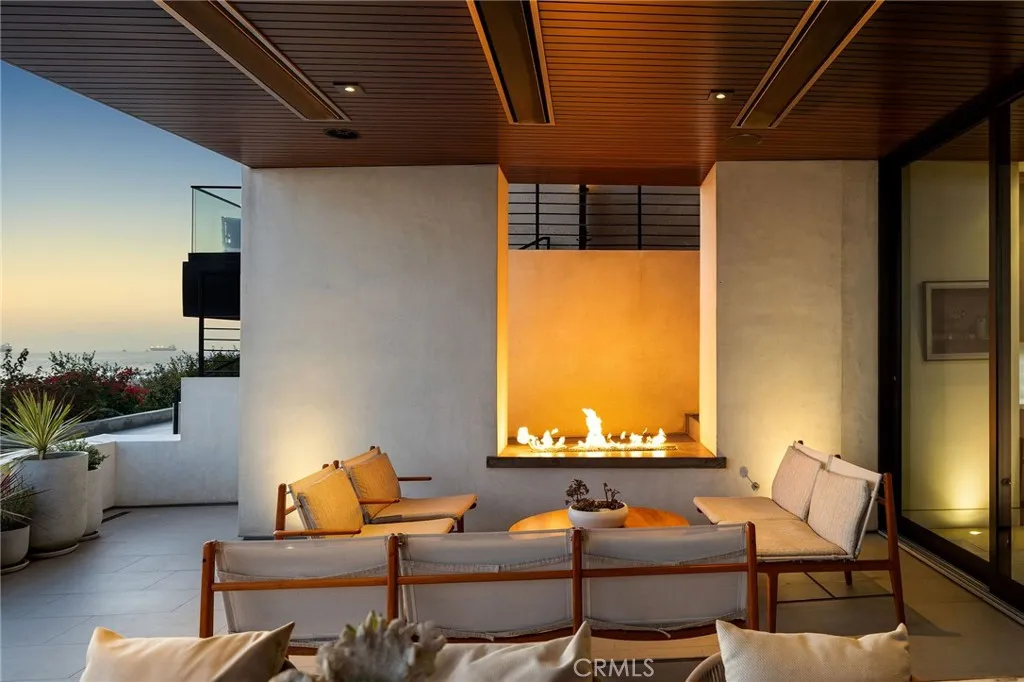 Additional image 90 of 1204 The Strand, Manhattan Beach, CA 90266