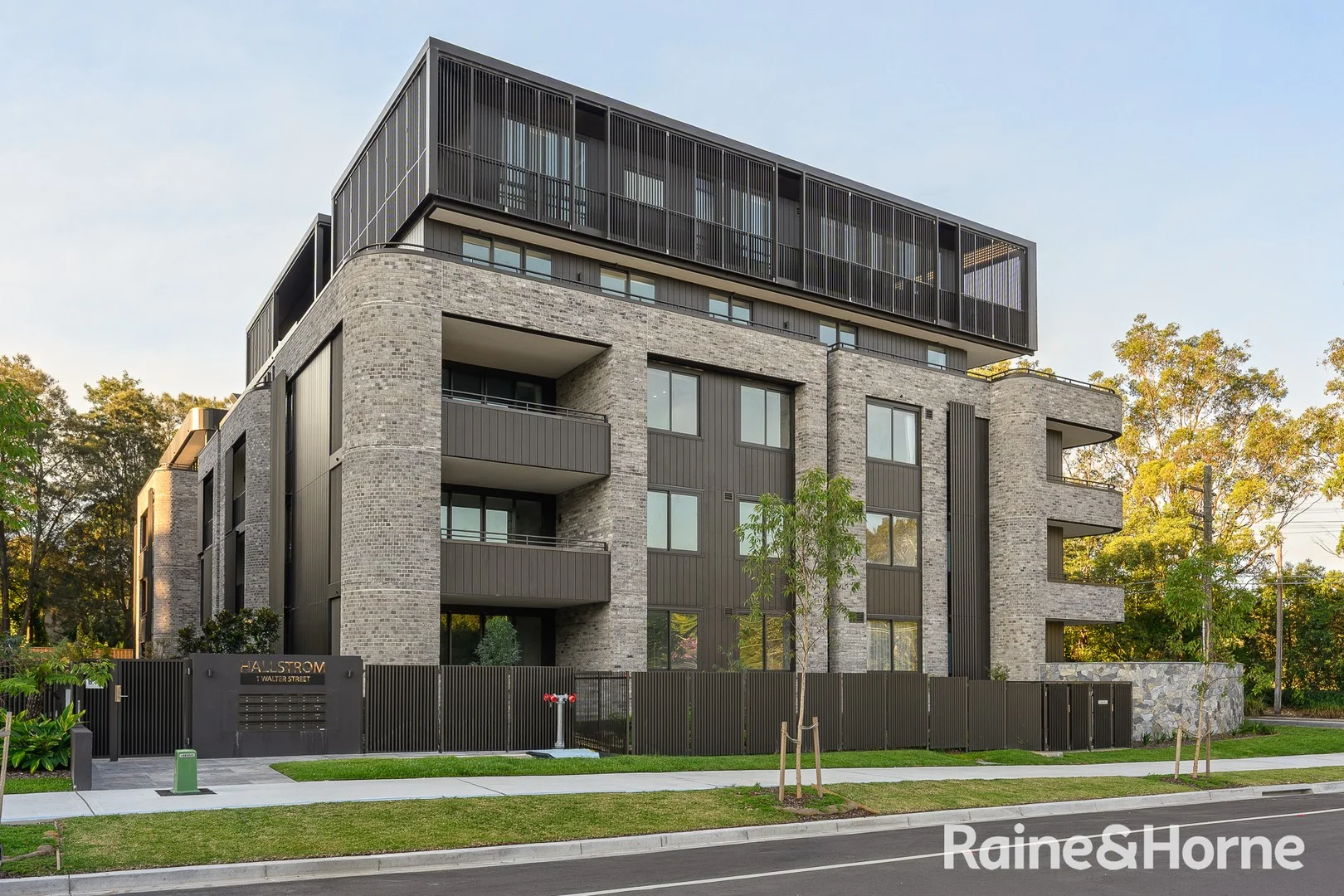 G04/1 Walter Street, Willoughby NSW 2068