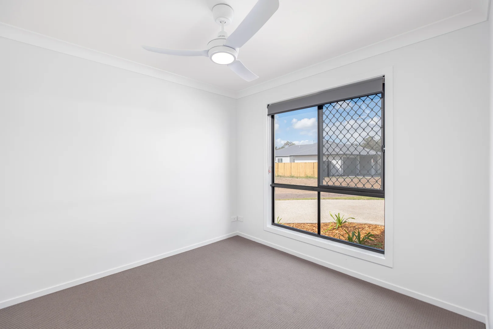 Additional image 5 of 2/16 Agapanthus Place, Southside QLD 4570