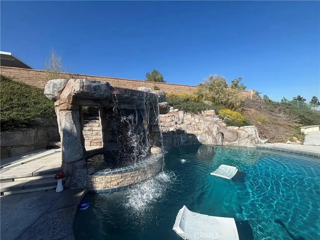 Additional image 16 of 827 Baghdady St, Corona, CA 92879