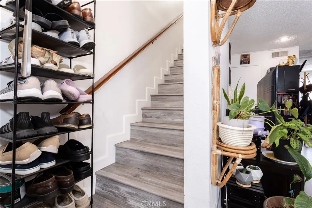 Additional image 41 of 14325 Terra Bella St, Panorama City, CA 91402