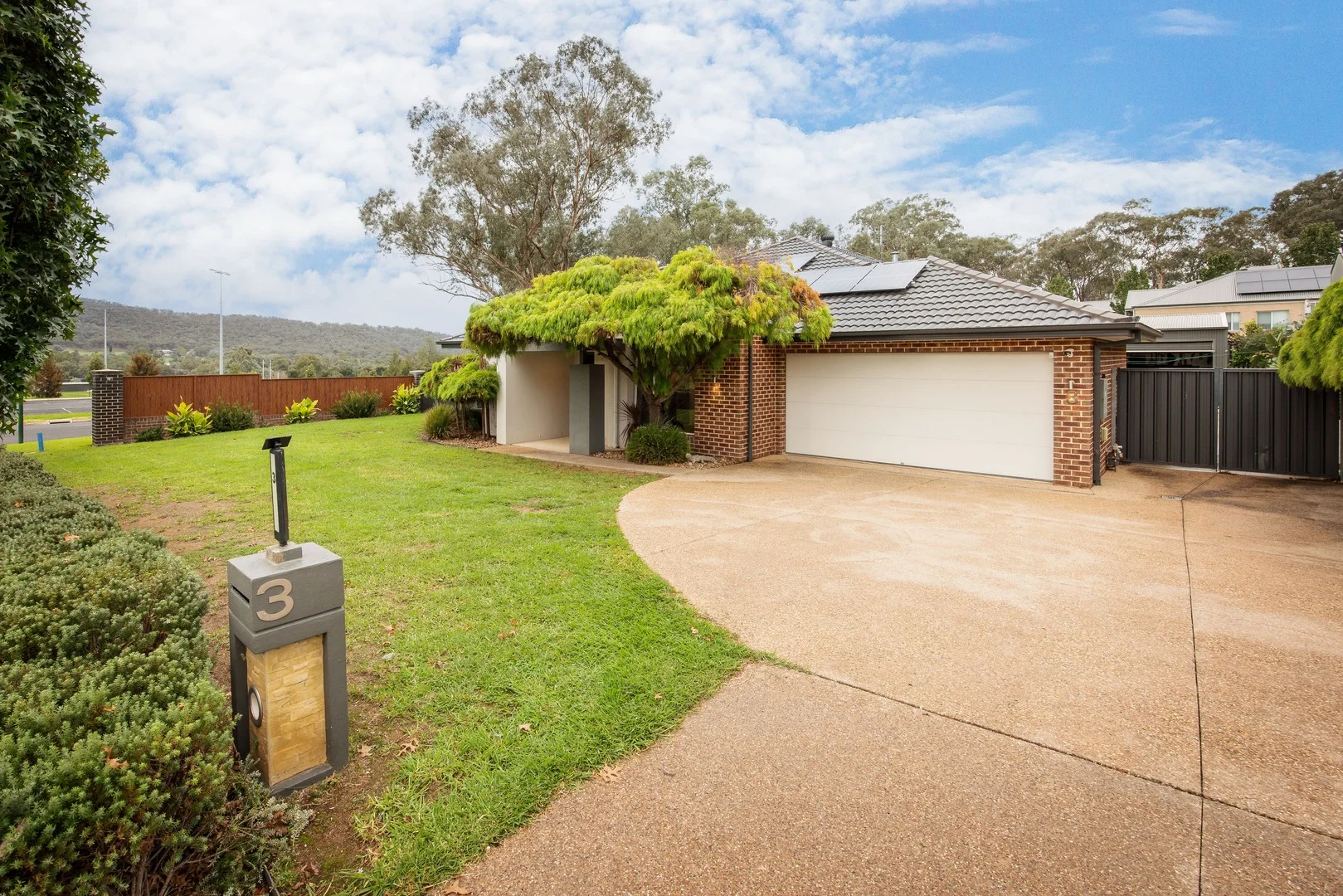 3 Baltimore Avenue, Hamilton Valley NSW 2641