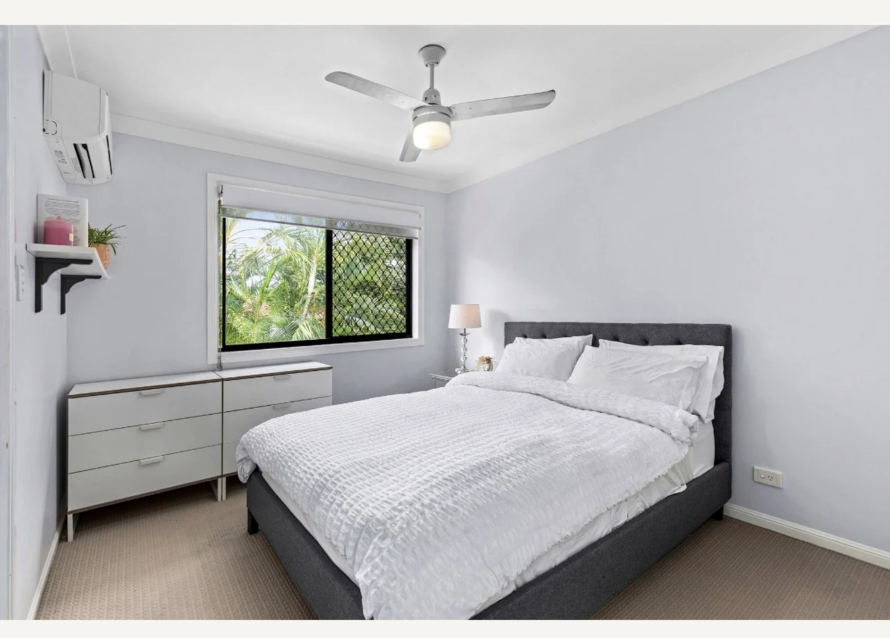 2/33 Hall Street, Chermside QLD 4032 photo 3