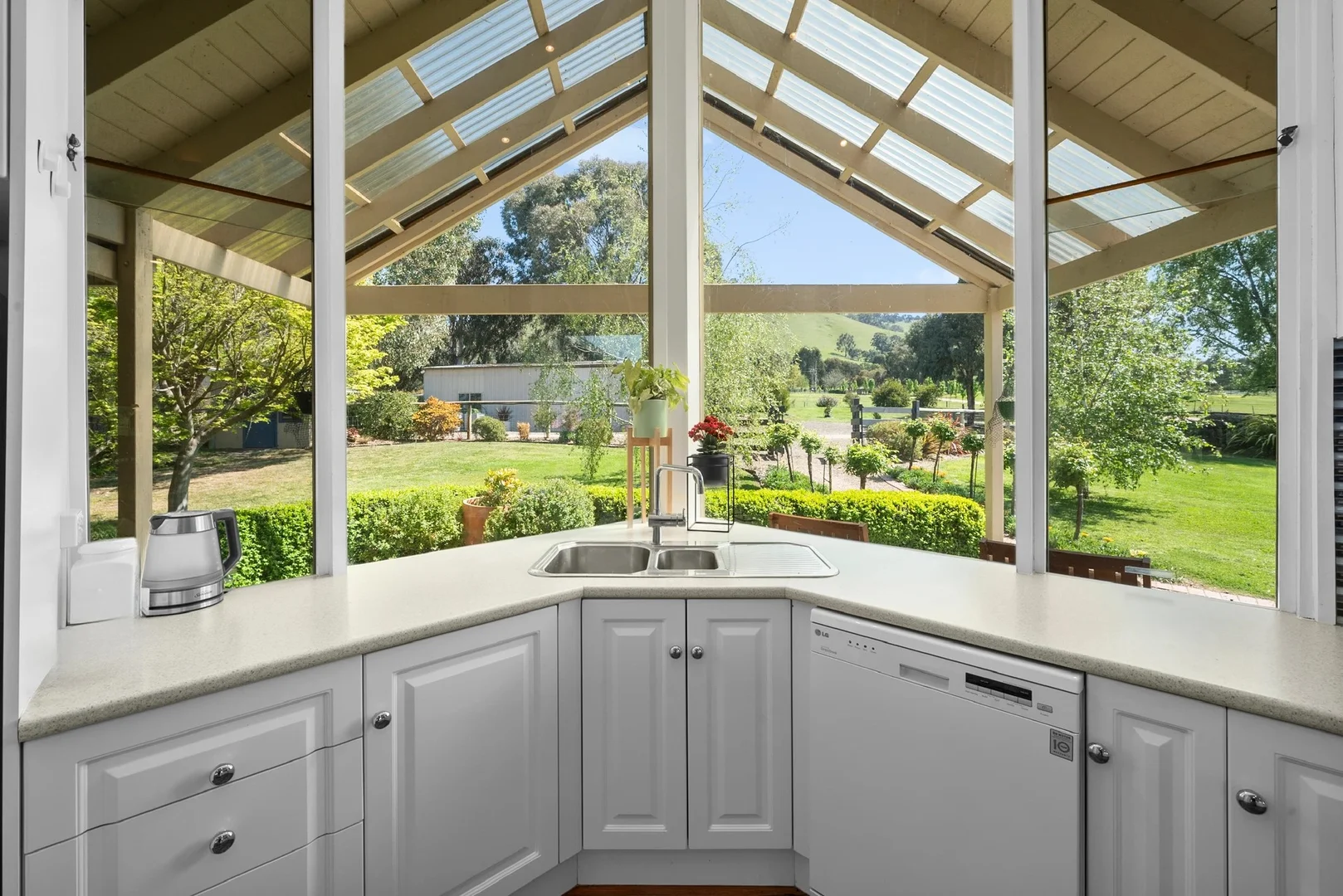 Additional image 10 of 63 Ford Drive, Mansfield VIC 3722