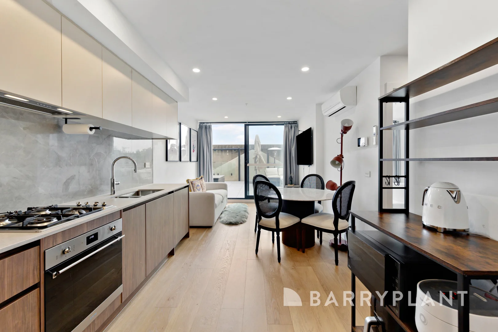 Additional image 4 of 305/101 Rosslyn Street, West Melbourne VIC 3003