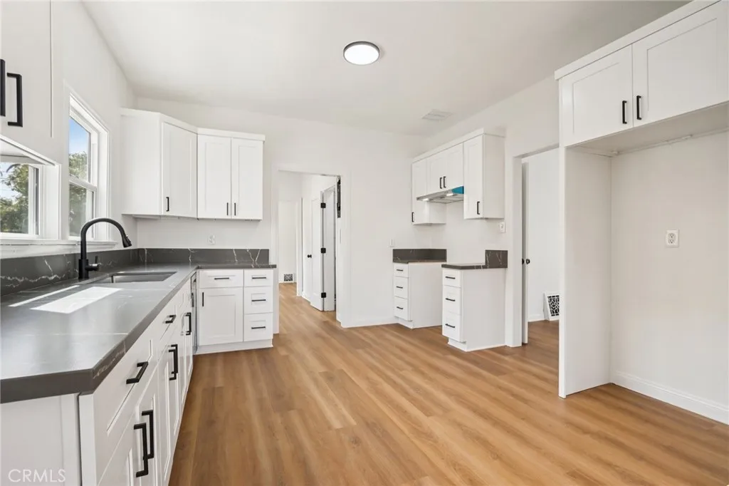 Additional image 42 of 1112 W 64th Street, Los Angeles, CA 90044