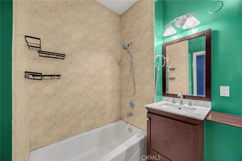 Additional image 53 of 6938 Laurel Canyon Boulevard Unit 303, North Hollywood, CA 91605