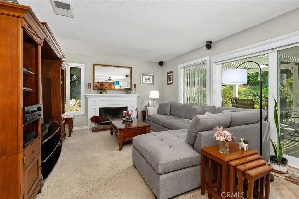 Additional image 21 of 305 Mission Grove Pkwy N, Riverside, CA 92506