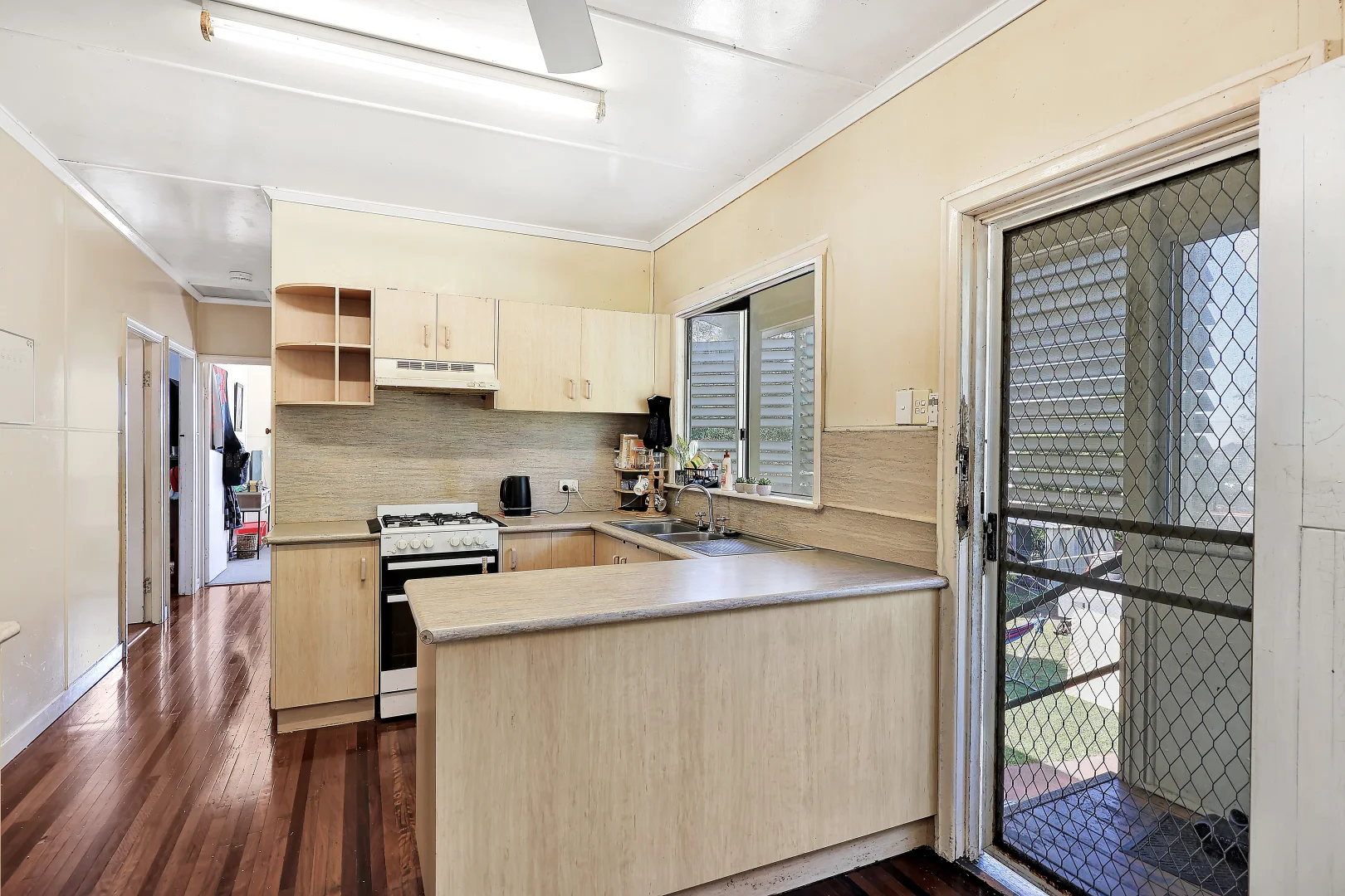 Additional image 5 of 96 Boys Avenue, Maryborough QLD 4650