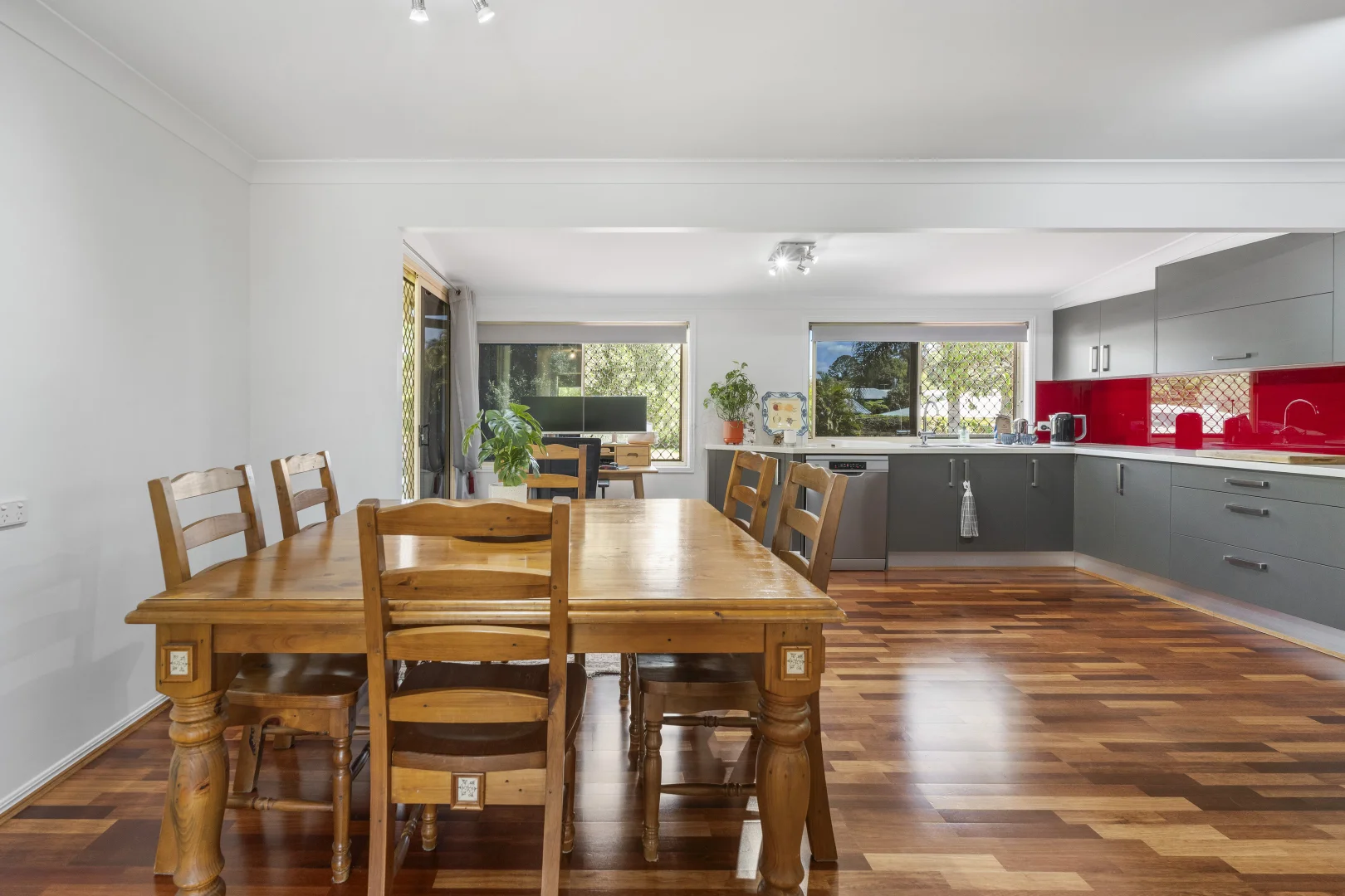 Additional image 5 of 65 Evergreen Avenue, Loganlea QLD 4131