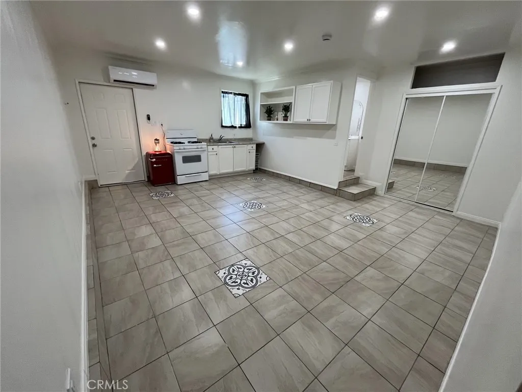 Additional image 46 of 16539 Plummer Street, North Hills, CA 91343