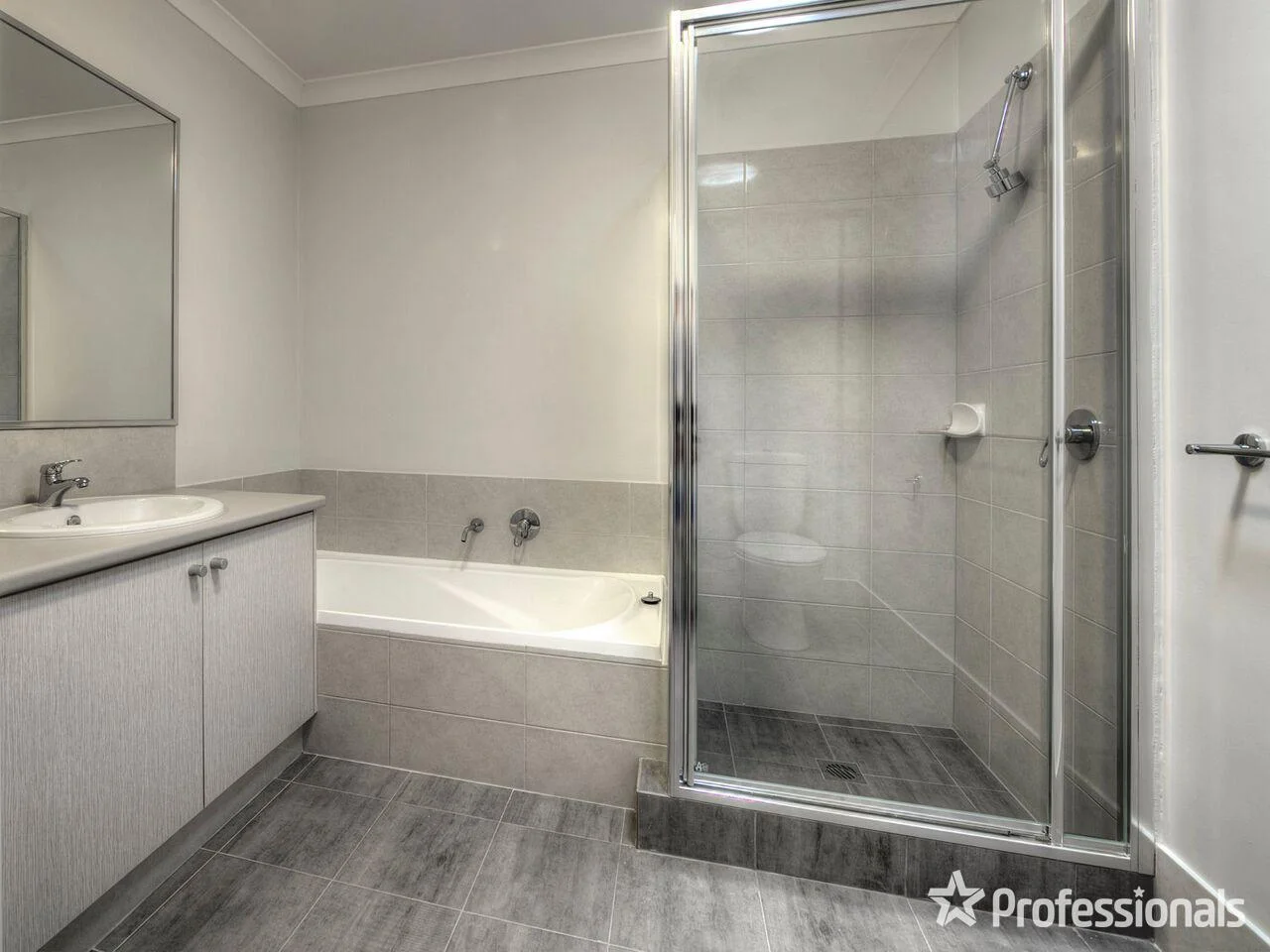 Additional image 5 of 19 Lazuli Rise, Wellard WA 6170