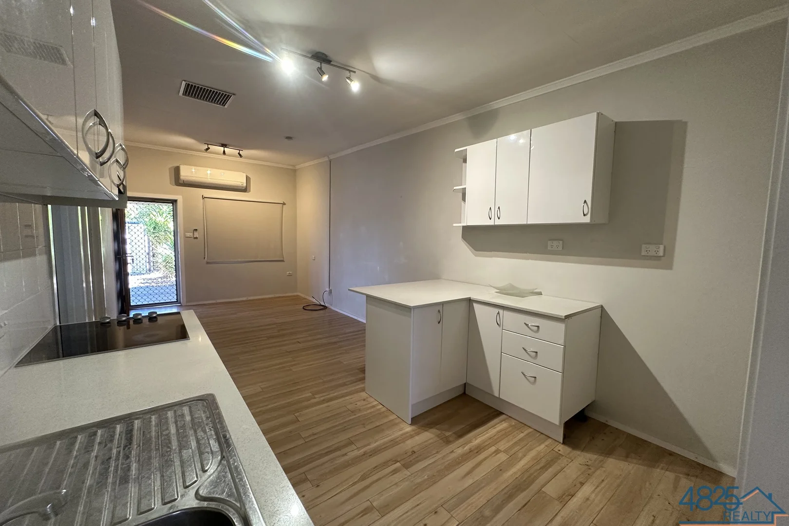 Additional image 2 of 2/8 Alice Street, Mount Isa QLD 4825