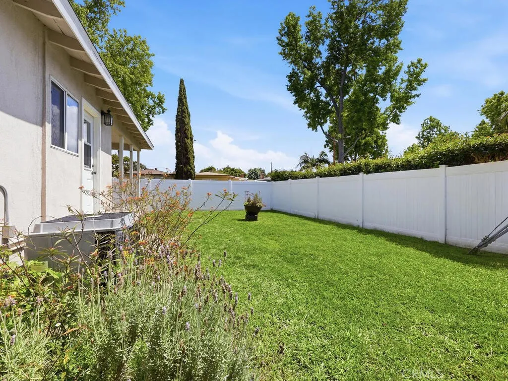 Additional image 74 of 422 E 22nd St, Santa Ana, CA 92706