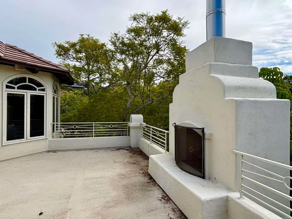 Additional image 63 of 7324 El Fuerte Street, Carlsbad, CA 92009