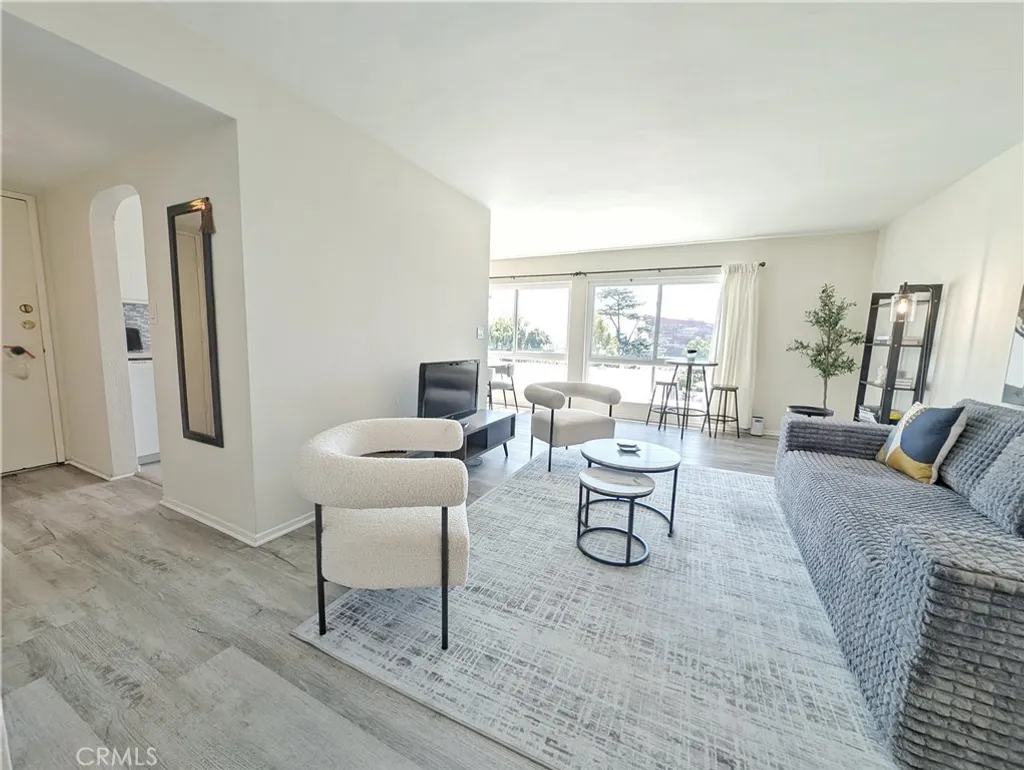 Additional image 7 of 970 Palm Avenue Unit 215, West Hollywood, CA 90069