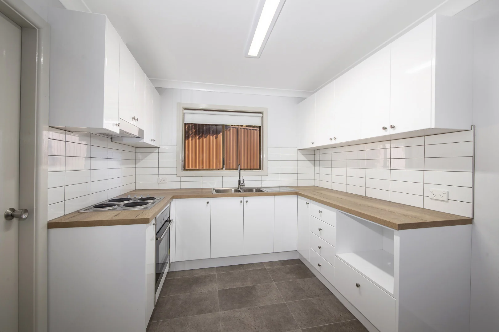 Additional image 4 of 7 Court Place, Menai NSW 2234