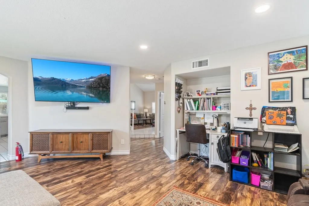 Additional image 8 of 8774 Morninglight Cir, Riverside, CA 92508