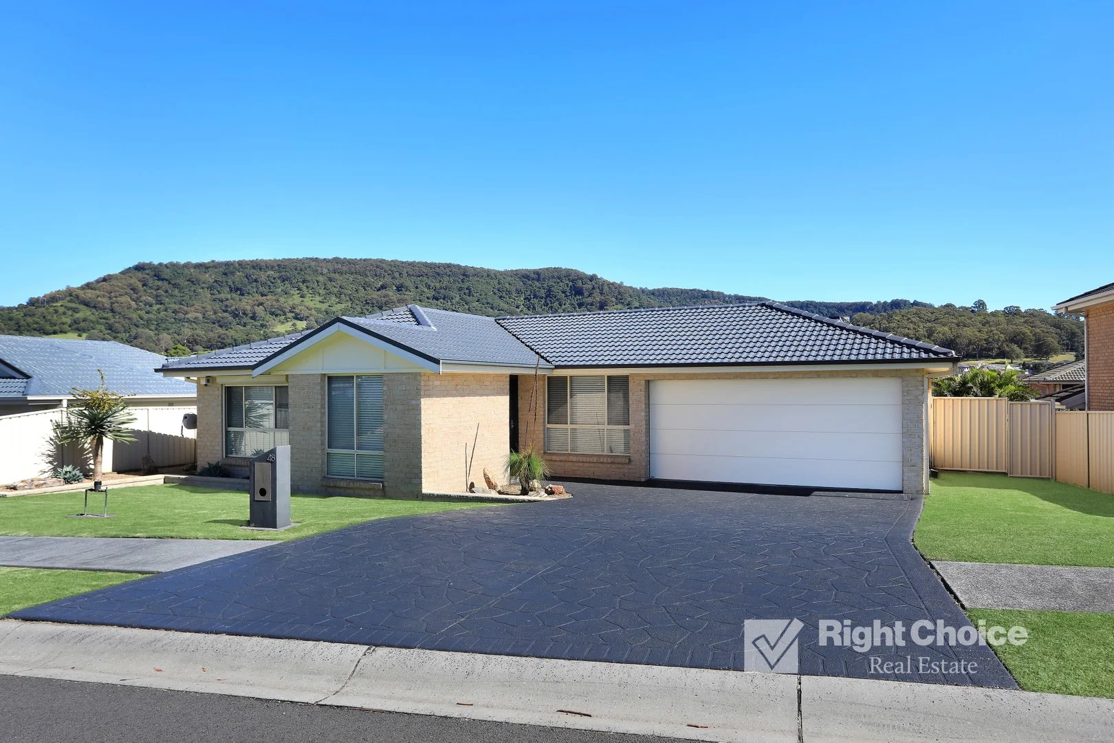 48 Fields Drive, Albion Park NSW 2527