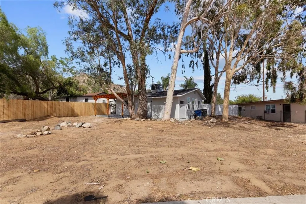 10235 Clara Vista Ln, Riverside, CA 92503
