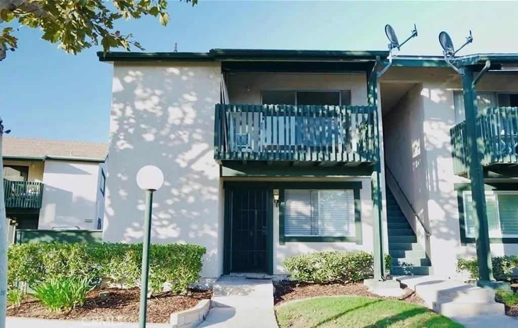 Additional image 15 of 23232 orange av, Lake Forest, CA 92630