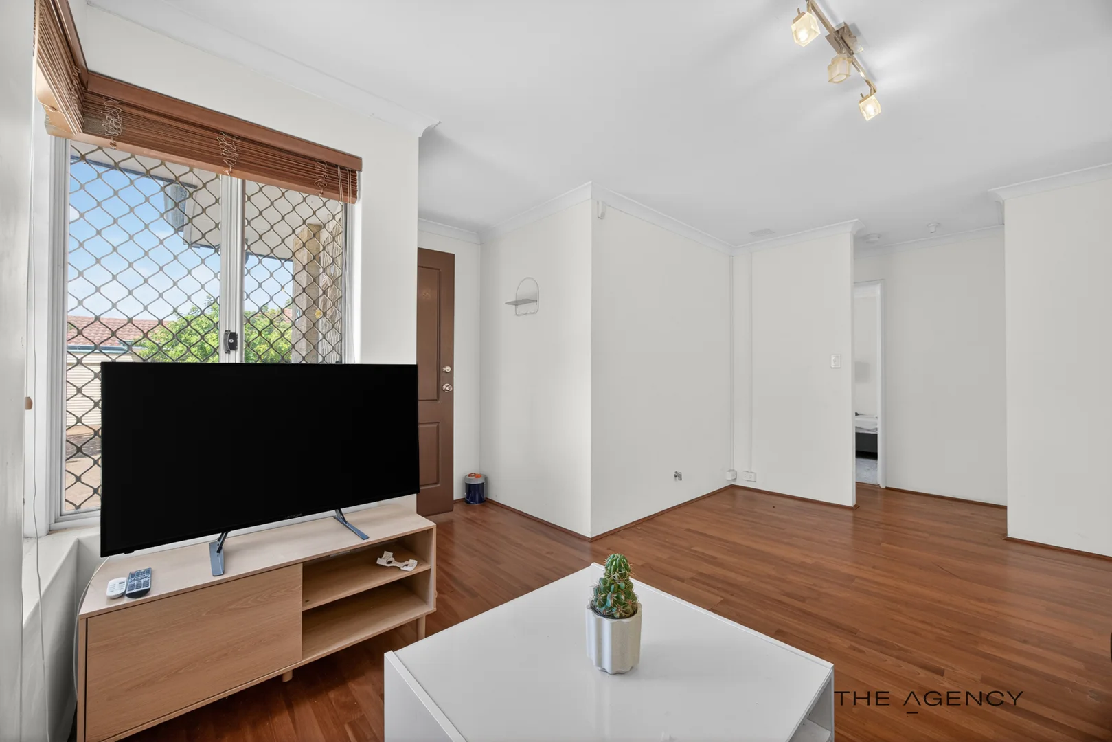 Additional image 10 of 3/5 Chapman Road, St James WA 6102