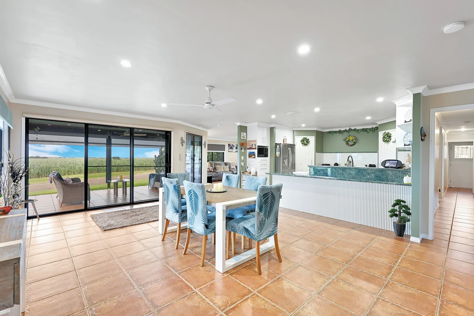 Additional image 5 of 2 Linden Crescent, Qunaba QLD 4670