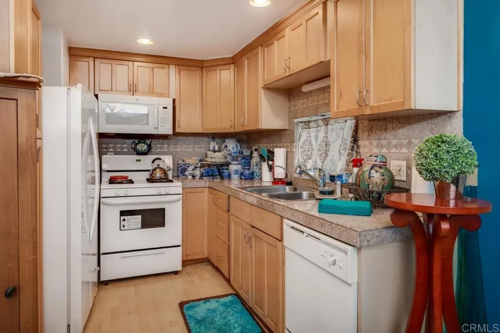 Additional image 10 of 8561 Blue Lake Drive, San Diego, CA 92119