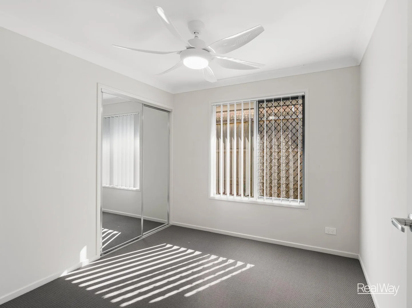 Additional image 5 of 249C Herries Street, Newtown QLD 4350