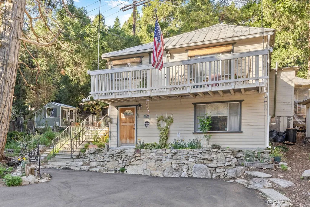 23328 Brookside Rd Road, Crestline, CA 92325 photo 3