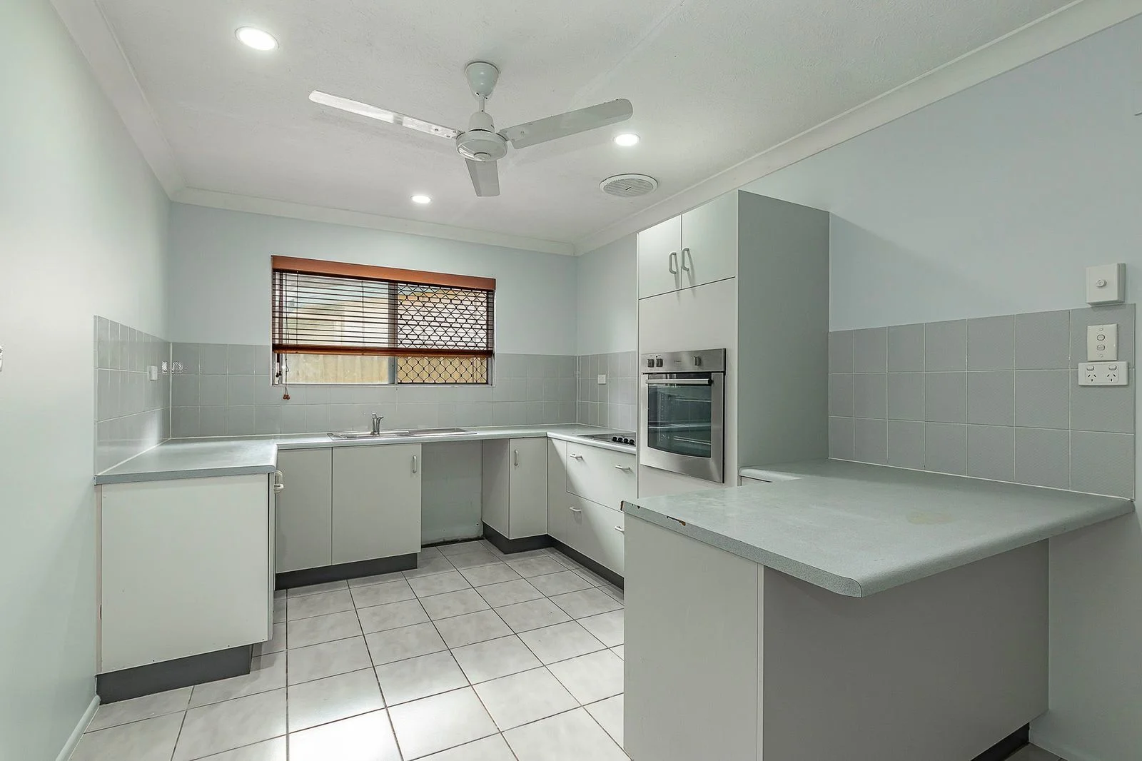 Additional image 3 of 2 Corveth Street, Kirwan QLD 4817