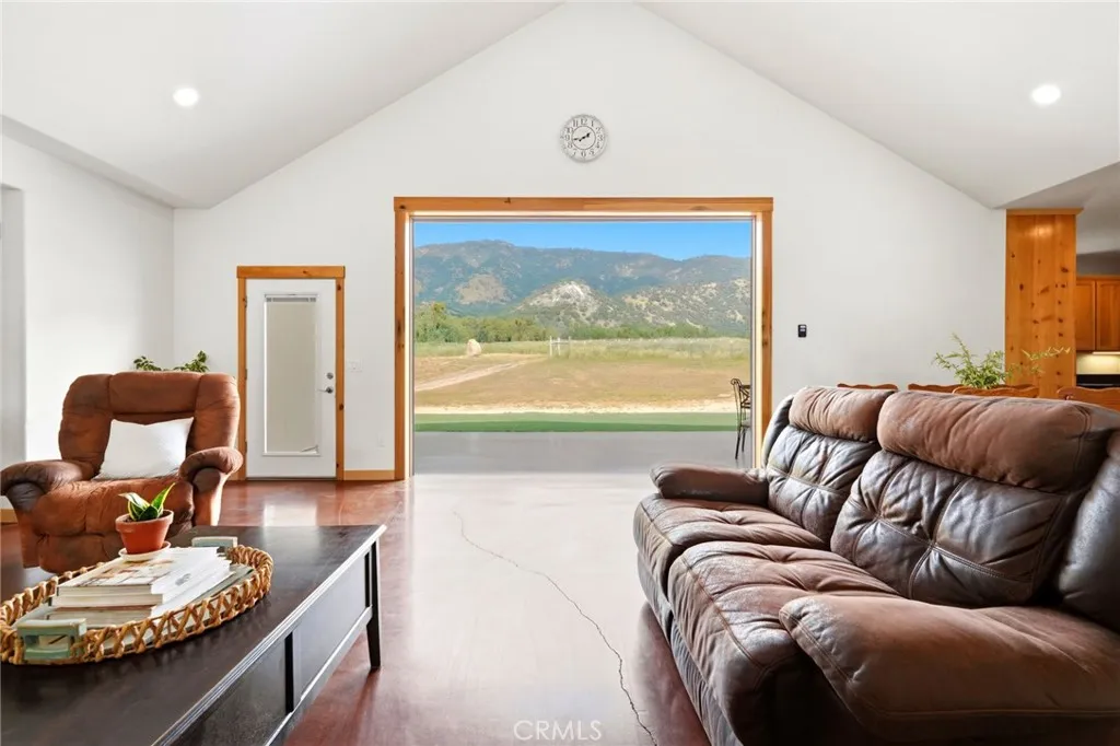 Additional image 23 of 39348 Dunlap Rd, Squaw Valley, CA 93675