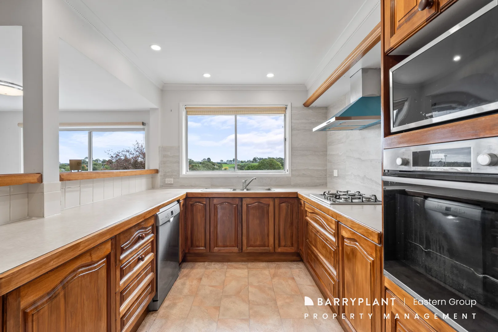 Additional image 4 of 53 Woodville Road, Mooroolbark VIC 3138