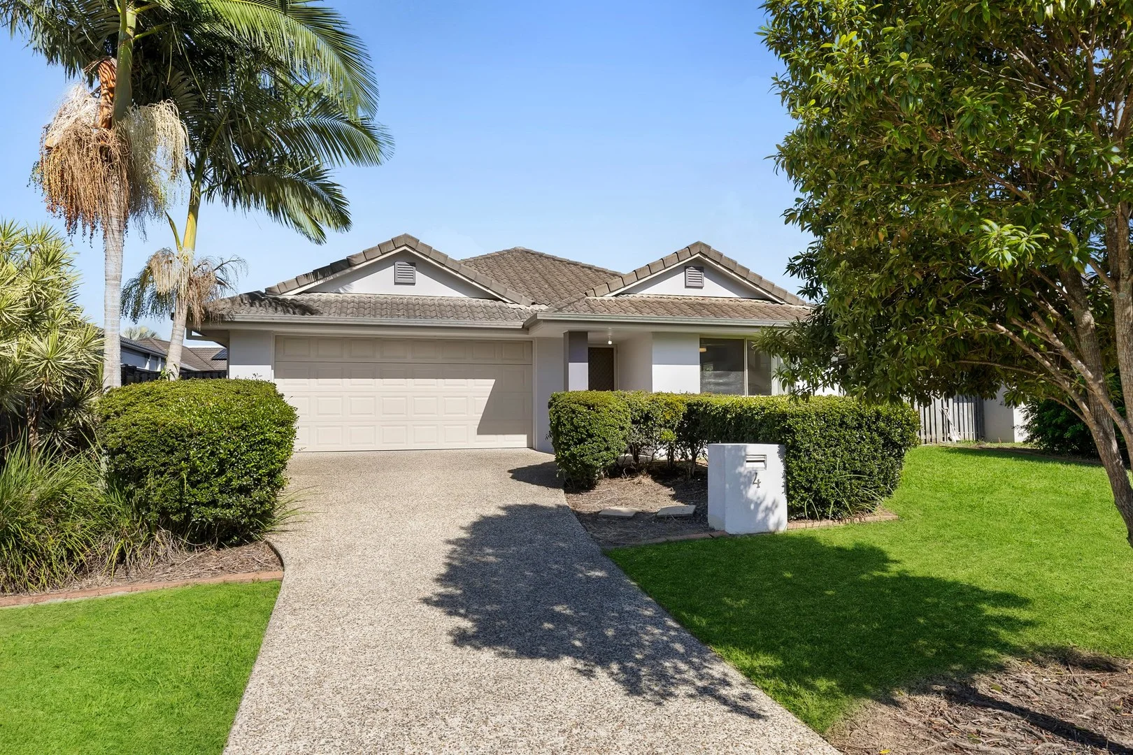 4 Temple Island Court, Oxenford QLD 4210