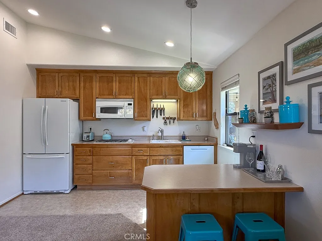 Additional image 117 of 512 Worcester Drive, Cambria, CA 93428