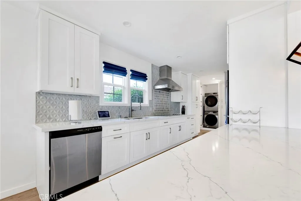 Additional image 36 of 2149 Cullivan Street, Los Angeles, CA 90047