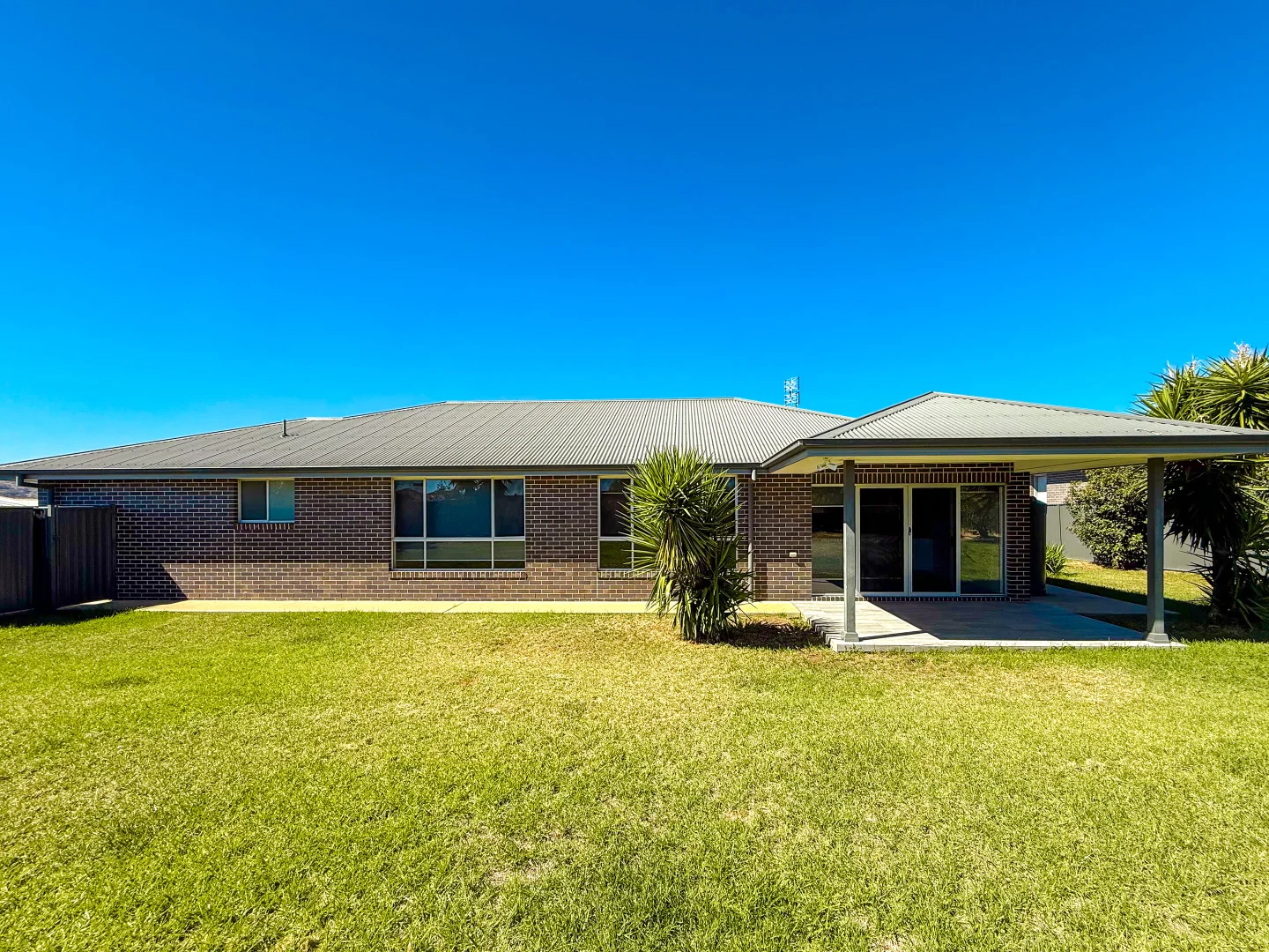 Additional image 10 of 1 Grand Meadows Drive, Tamworth NSW 2340