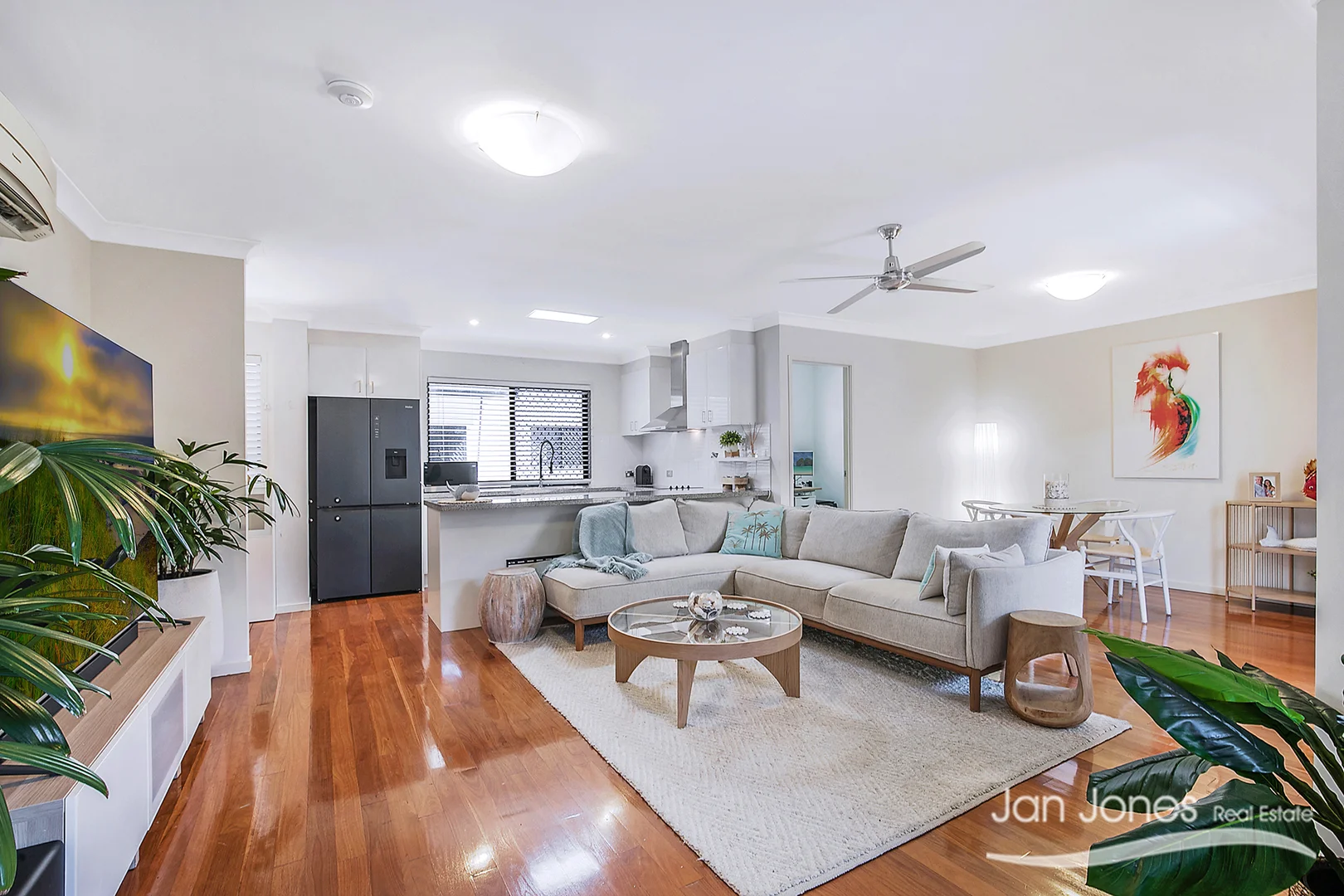 Additional image 5 of Unit 8/12-14 Georgina Street, Woody Point QLD 4019