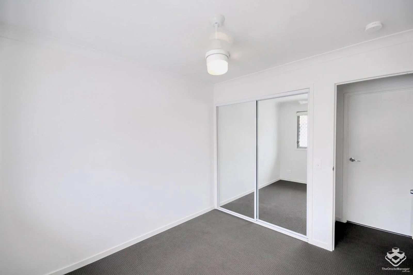 Additional image 7 of ID:21173648/51 River Road, Bundamba QLD 4304