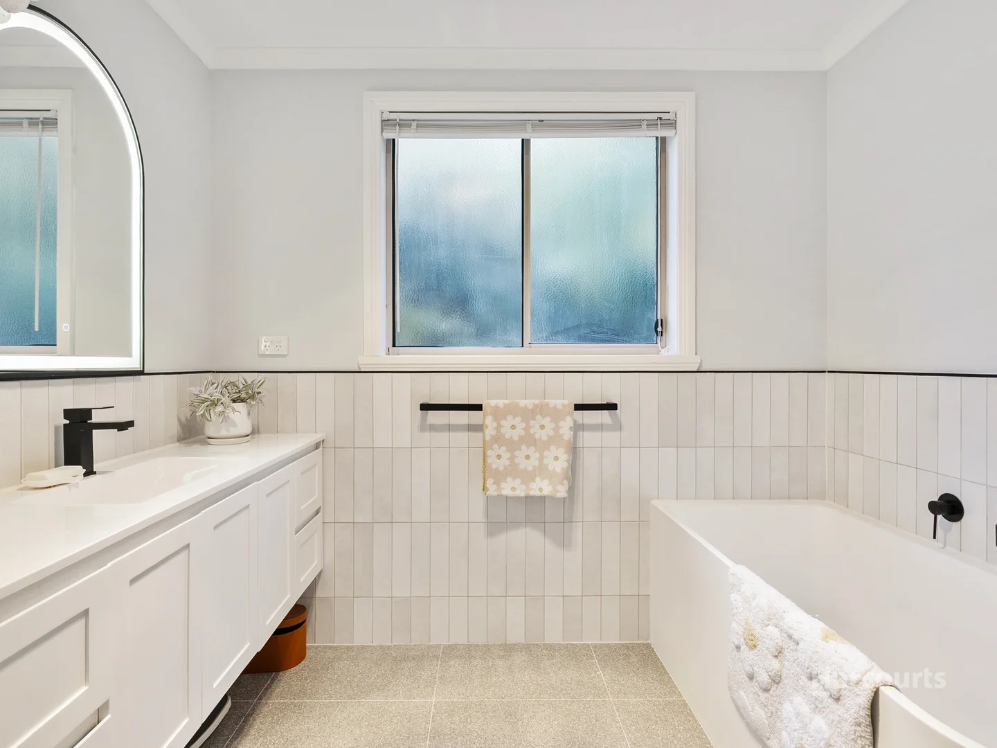 Additional image 21 of 9/69C Olinda Grove, Mount Nelson TAS 7007
