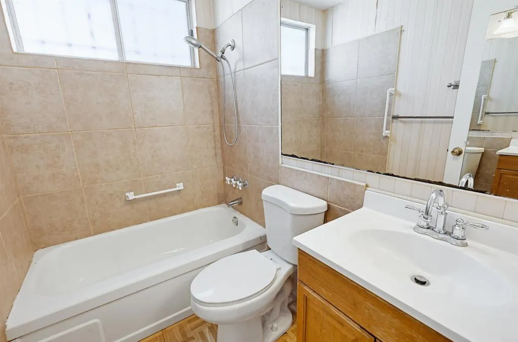 Additional image 77 of 7128 Jacmar Avenue, San Diego, CA 92114