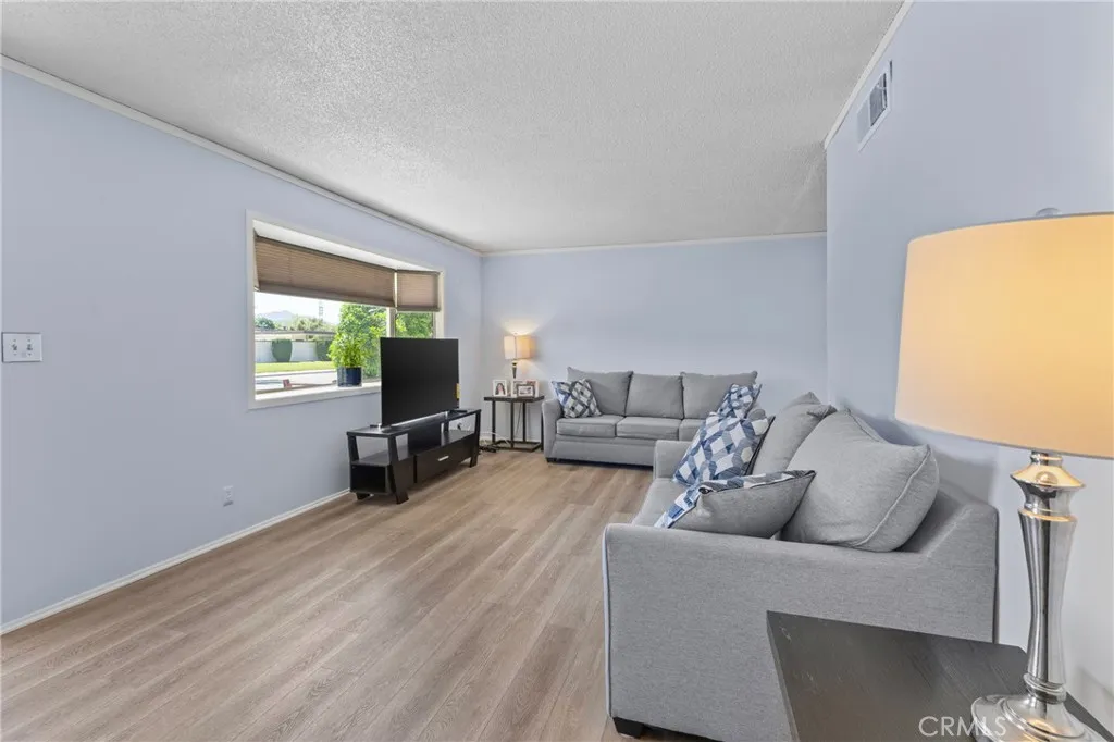 Additional image 7 of 541 Shasta Way, Hemet, CA 92543